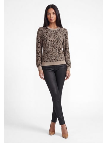 faina Women Plus Size Longsleeve in Khaki Leopard