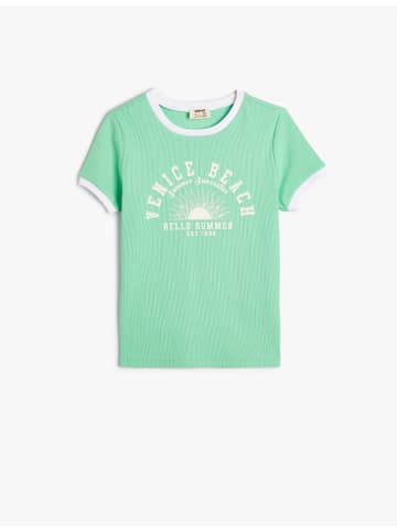 KOTON T-shirt in Grün