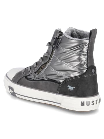 Mustang High Sneaker in Grau