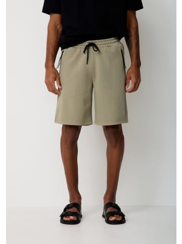 Paddock's Bermuda Chino Shorts in khaki