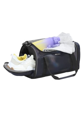 Coocazoo Sporttasche mit Nasswäschefach, 20 Liter in Rainbow Illusion