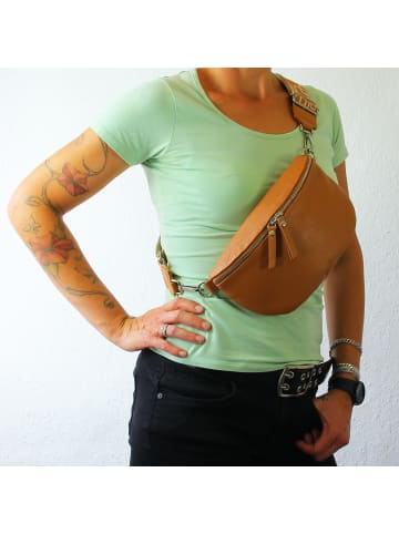 Florence Leder Gürteltasche Florence Tasche braun, tan, mehrfarbig ca. 25cm