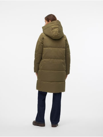 Vero Moda Mantel in Ivy Green