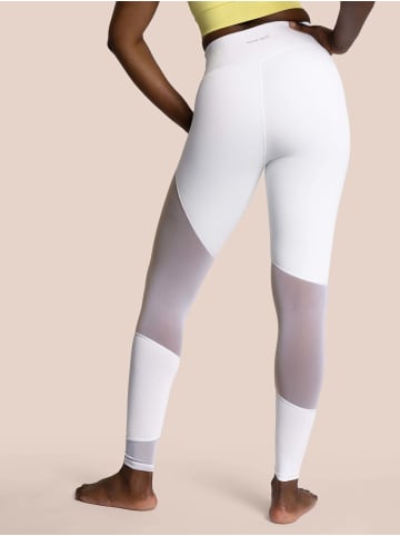 OCEANSAPART Leggings Joy in White