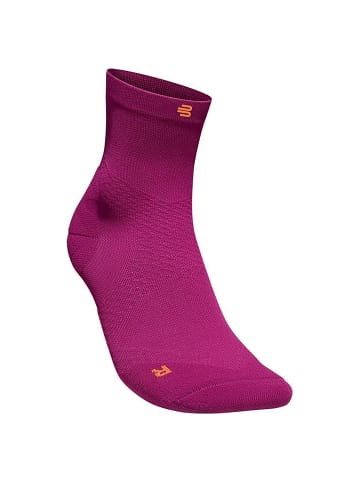 Bauerfeind W RUN ULTRALIGHTMID CUT SOCKS in Beere