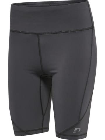 Newline Short "Women Hw Sprinter" in Grau