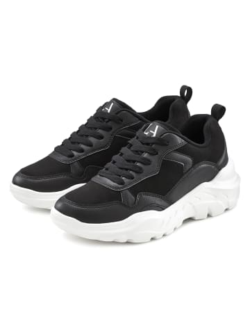 LASCANA Sneaker in schwarz