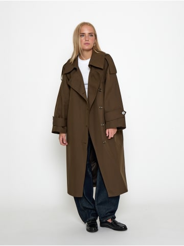minus Coat in SLATE BROWN