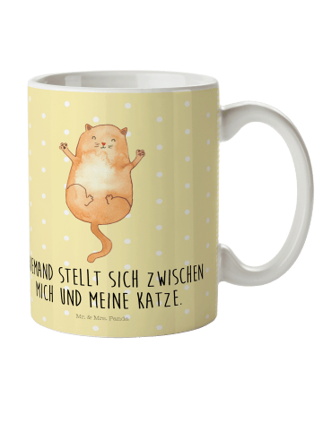 Mr. & Mrs. Panda Kindertasse Katze Umarmen mit Spruch in Gelb Pastell