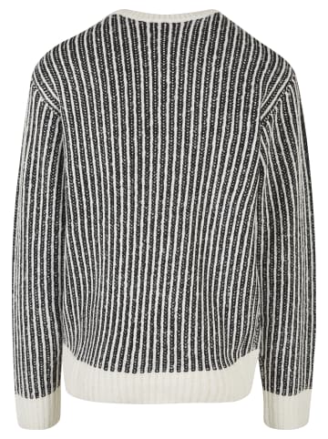 Urban Classics Crew Neck Jumpers in whitesand/black