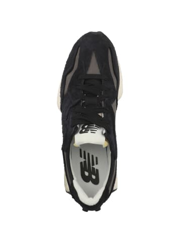 New Balance Sneaker low U 327 in schwarz