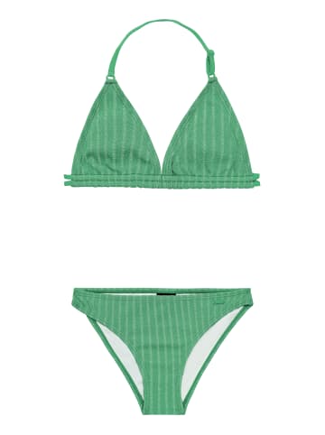 Protest " PRTTolove JR in Jardin Green