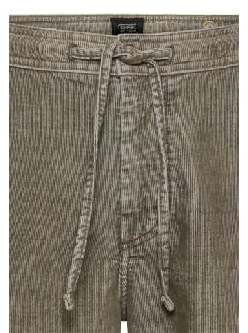 Camel Active Bermuda Shorts aus Cord im Relaxed Fit in Olivgrün