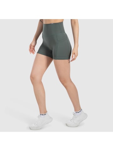 SMILODOX Shorts Josie in Grün