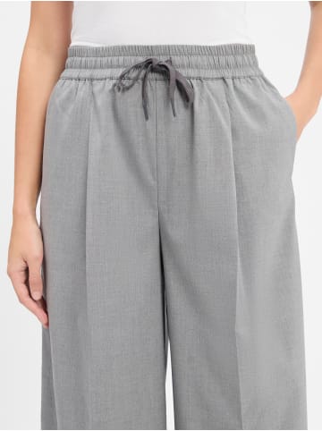 SAMSOE & SAMSOE Hose Sarila in grau