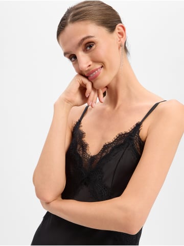Marie Lund Satinkleid in schwarz - 0001
