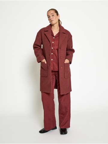 DESIRES Mantel in Apple Butter Brown