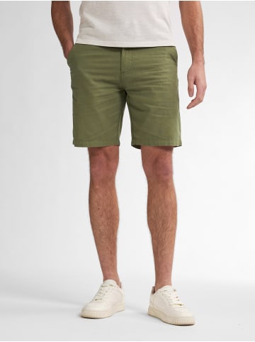 Petrol Industries Chino-Shorts Tropicwave in Grün