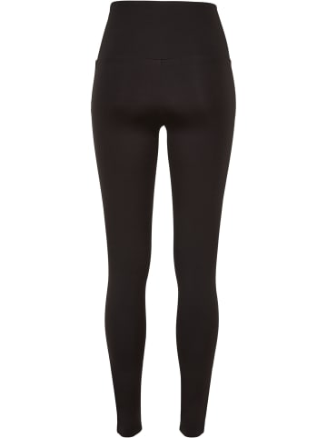 Urban Classics Urban Classics in black