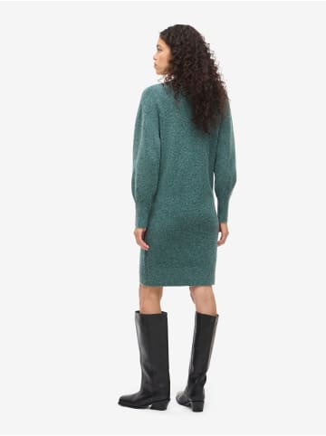 Noisy may Midikleid in Ponderosa Pine