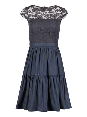 Vera Mont Abendkleid mit Spitze in Night Sky