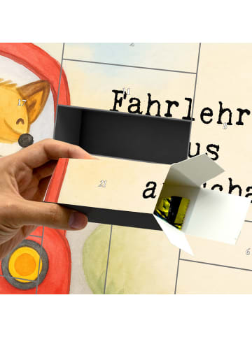 Mr. & Mrs. Panda Weihnachtskalender Fahrlehrer Leidenschaft Desi... in Weiß