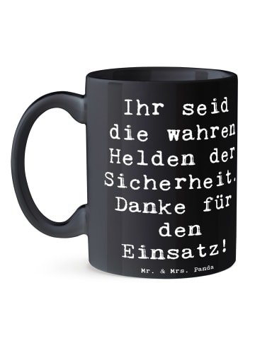 Mr. & Mrs. Panda Kaffeebecher Spruch Sicherheitsdienst Helden mi... in Schwarz