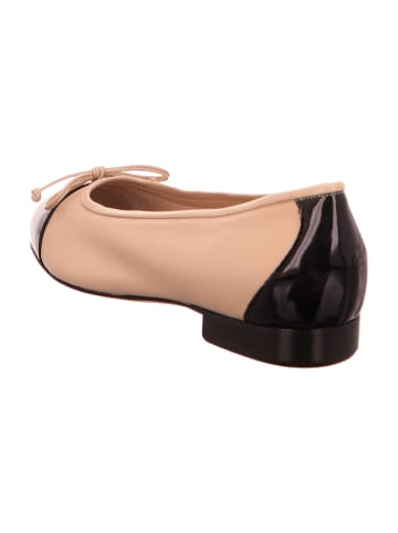 Lorbac Ballerinas in Beige