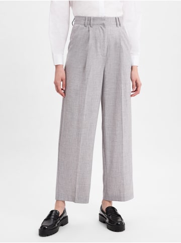 edited Hose in hellgrau