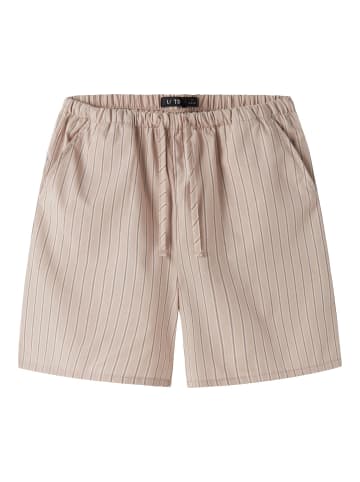 name it Shorts in Oxford Tan