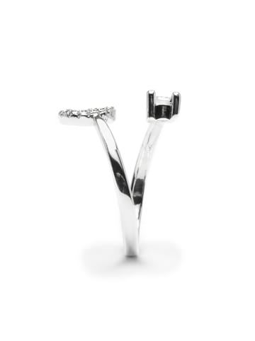 Luxenter Ring mit funkelnden Zirkonia-Steinen, silberfarben – Alphabet