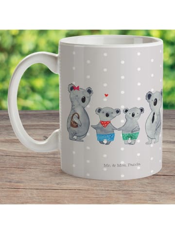 Mr. & Mrs. Panda Kindertasse Koala Familie zwei ohne Spruch in Grau Pastell