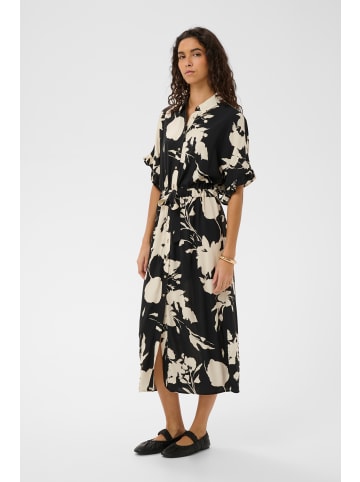 Soaked in Luxury Kleid SLNaya Lockere Passform in Black Contrast Flower