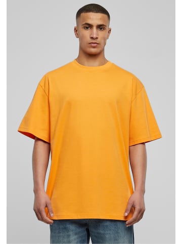 Urban Classics T-Shirts in orange