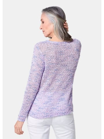 GOLDNER Effektvoller locker gestrickter Bändchengarnpullover in weiß / flieder