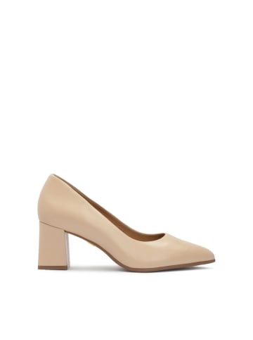 Kazar Pumps in Beige