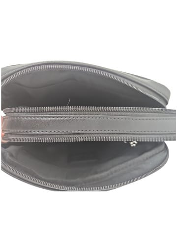 BLAUER USA Umhängetasche  in Schwarz