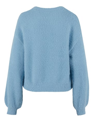 Noisy may Noisy may in sky blue