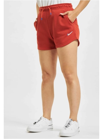 Nike Nike Shorts in red