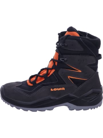 LOWA Stiefel in schwarz