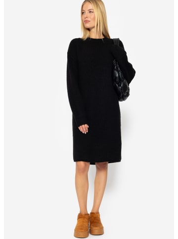 SASSYCLASSY Geripptes Strickkleid in Schwarz