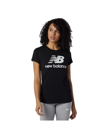 New Balance New Balance W Essentials Stacked Logo Tee in Schwarz