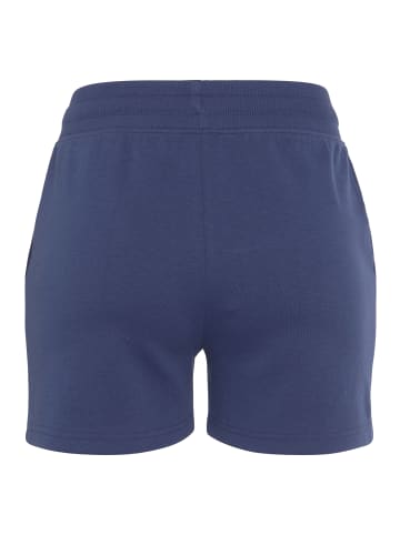 Bench Shorts in navy