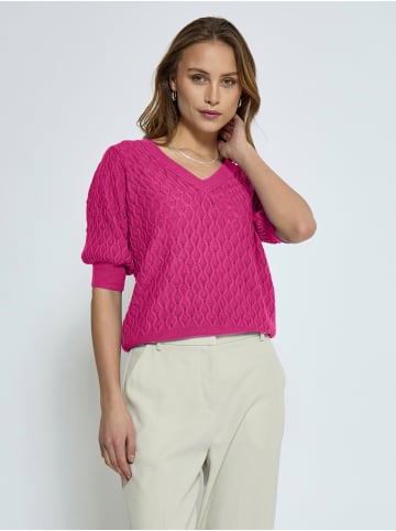Peppercorn T-Shirt in Shocking Pink
