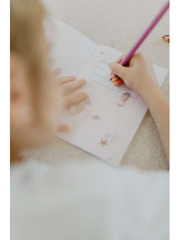 leevje Hausaufgabenheft whale' in multicolored