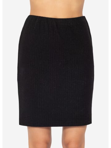 SASSYCLASSY Kurzer gerippter Rock in Schwarz