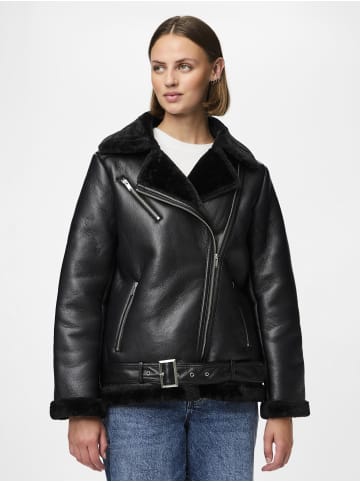 Pieces Kunstlederjacke in Black
