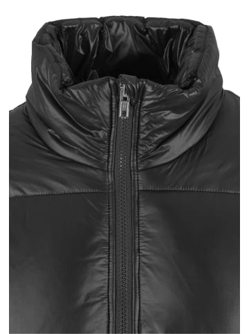 Urban Classics Outdoor Jackets in black