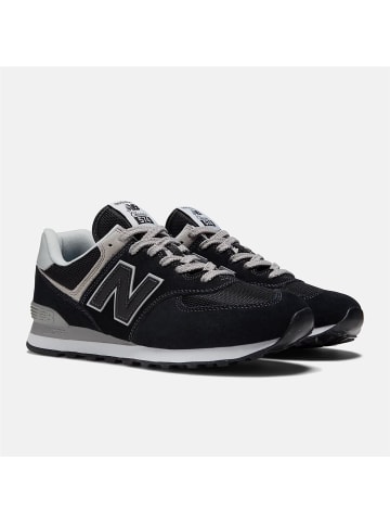 New Balance Sneaker Low in Schwarz/Weiß