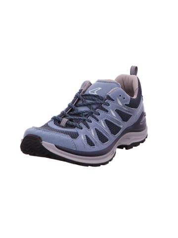 LOWA Wanderschuh in blau